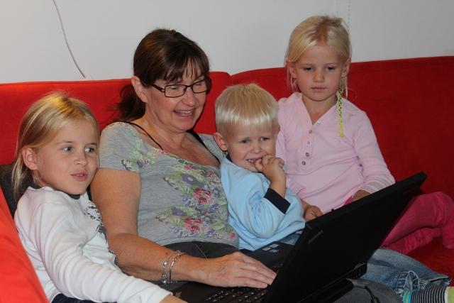 Faster viser tricks med pc´en